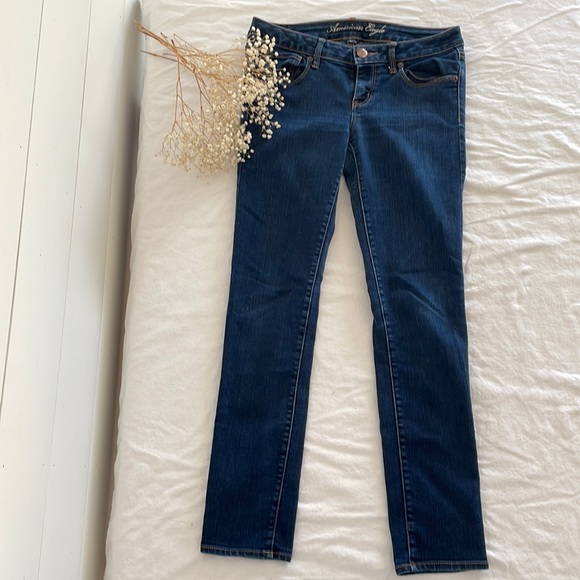 98% cotton!! Vintage American Eagle SKinny jeans size 10 short - Picture 1 of 5